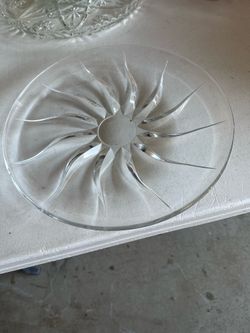 Glass cake platter