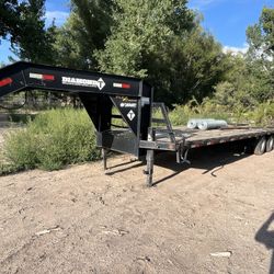 Gooseneck Trailer