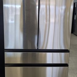 29 Cu Ft Bespoke 4-Door French Door Refrigerator 