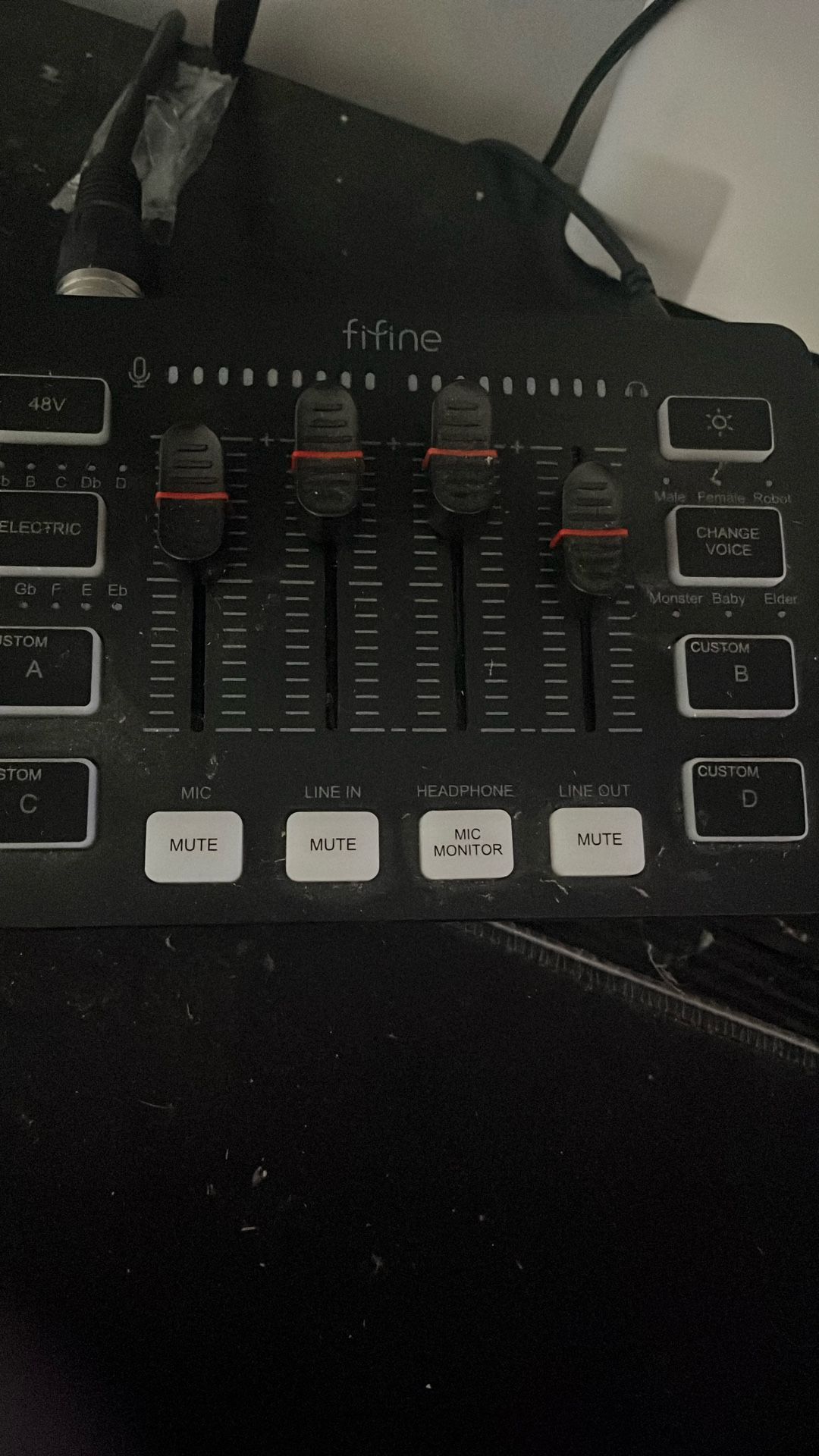 Fifine Mic And Soundboard Controller