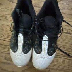 Underarmor Brice Harper cleats size 6.5Y