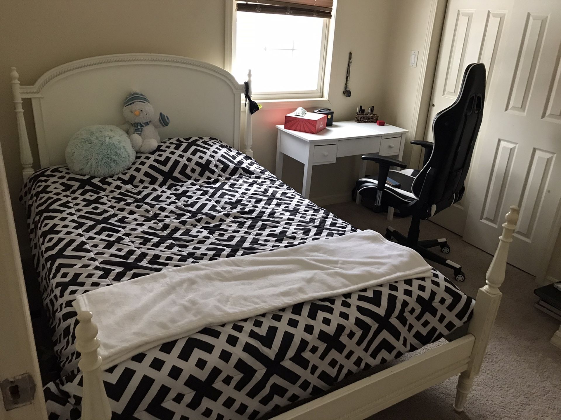 Room Set, Mattress, Bed Frame & Vanity table.