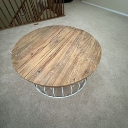 Coffee Table ( In Buckeye ) $15 