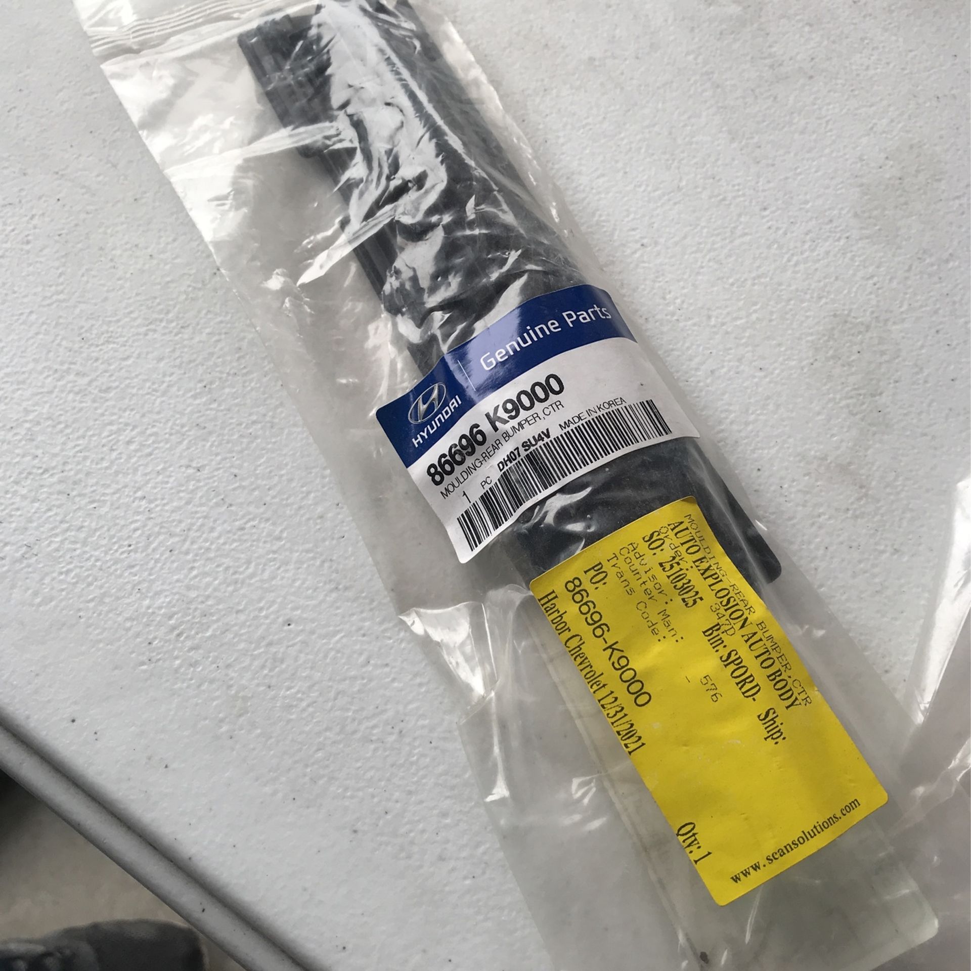  Molding for your 2019-2022 Hyundai Veloster N with Hyundai OEM Parts Direct. Part# 86696-K9000