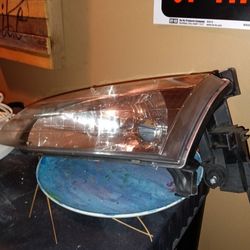 Corolla 98 00  Headlights And Tail Lights 