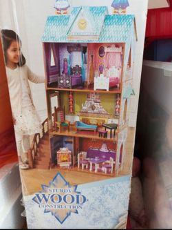 Like new and barely used Barbie house for sale ( original price was $150 you can search online prices)