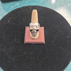 Skull 