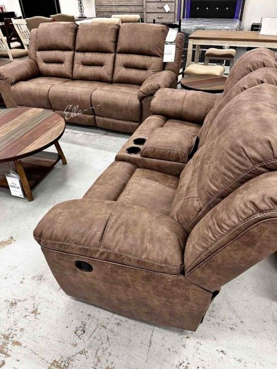 Stoneland Fossil Reclining Sofa

Ashley Furniture $10 Down Payment And Financing Available