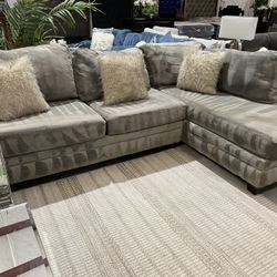 Sectional Sofa 