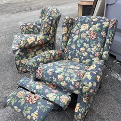 Pair of Vintage LA-Z boys chair & recliner
