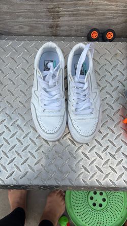 vans 6.5 men 8.0 women 