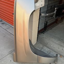 Chevy Silverado Avalanche  Passenger Fender