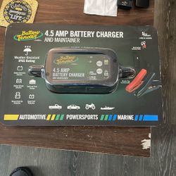 Battery Tender 4.5 AMP 12V / 6V Battery Charger  Maintainer Cars, Trucks and SUV