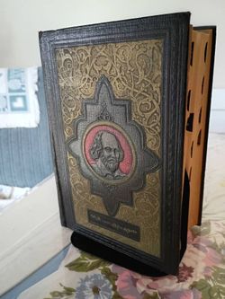 1937 edition The Complete Works of William Shakespeare