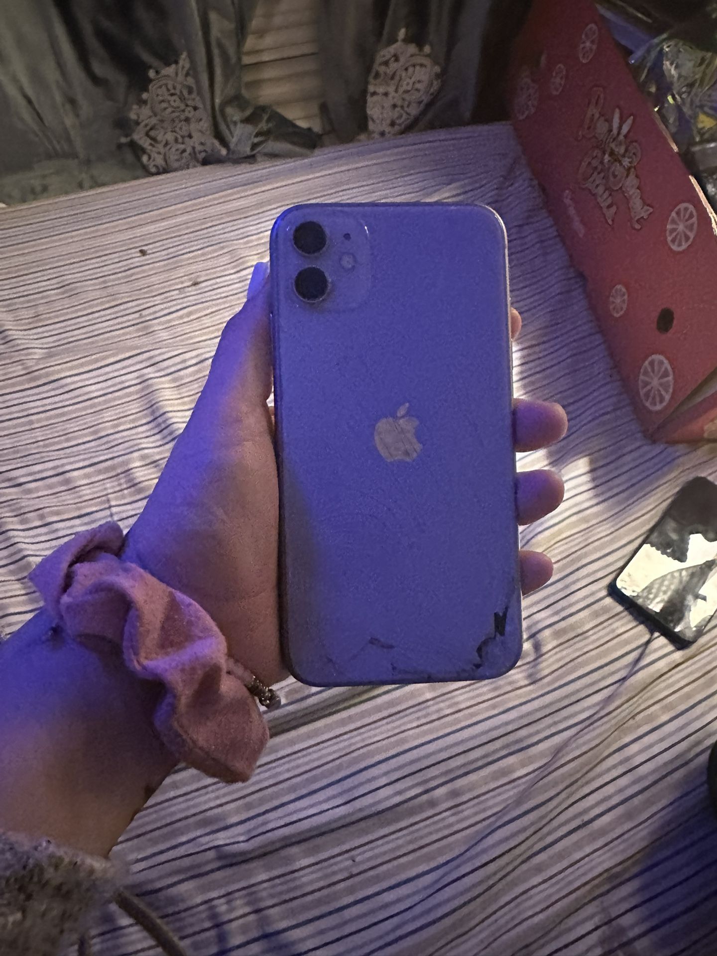 iPhone 11 iCloud locked