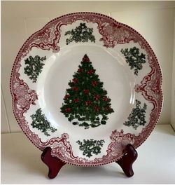 NEW Johnson Brothers Old British Castles Pink & Green 4 Christmas Tree Salad/Lunch Plates