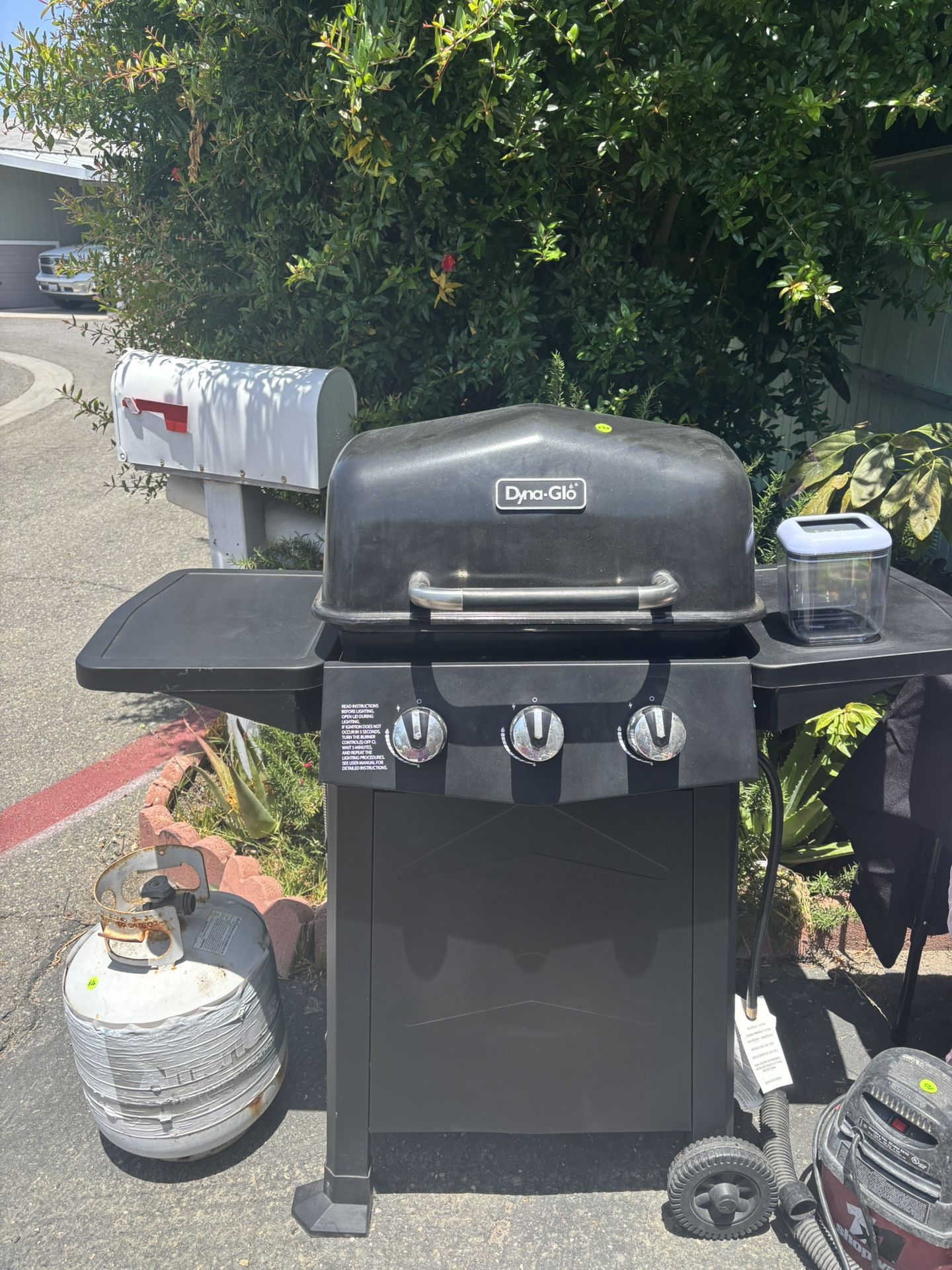 Grill & Gas Tank