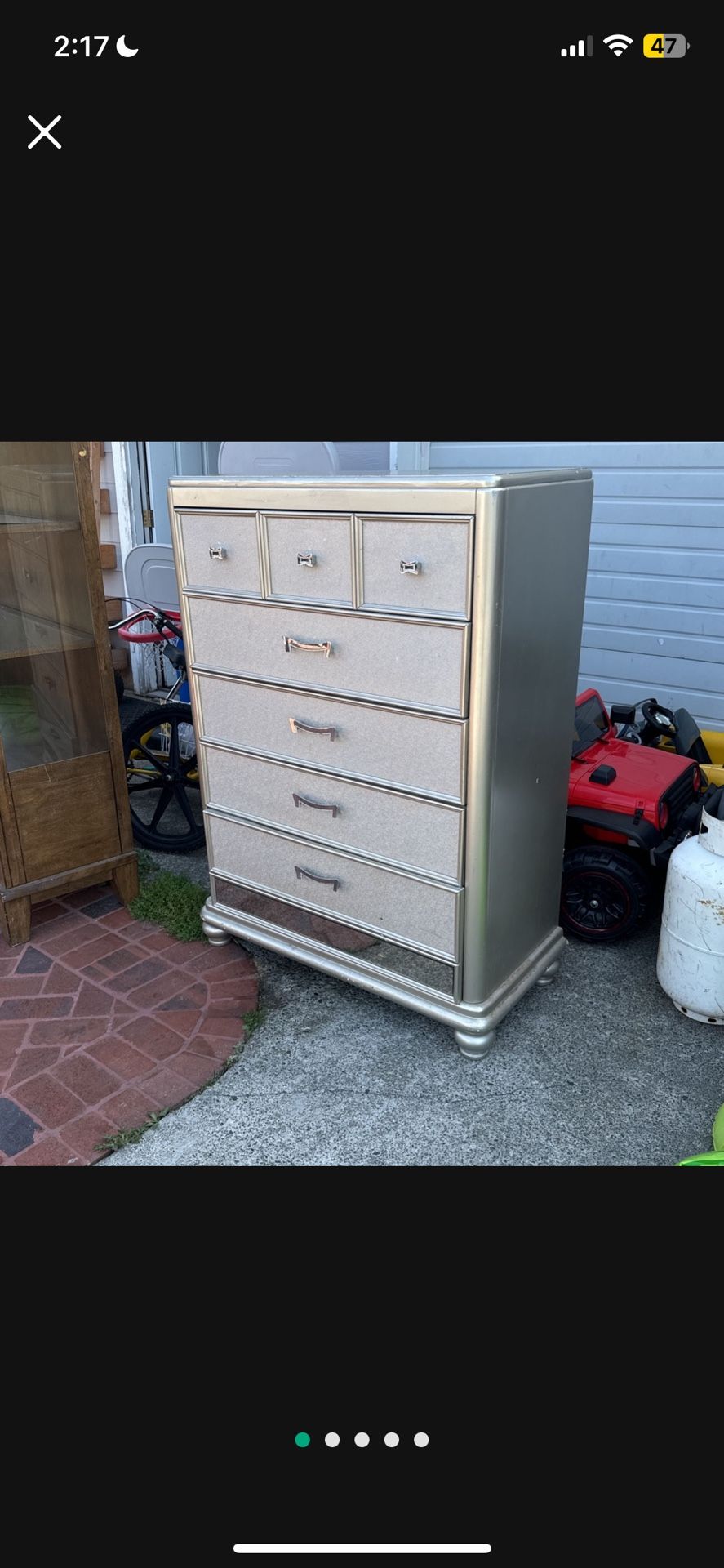 Grey Dresser