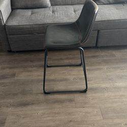 HUI 24” Vintage Black Barstool. I have (3). Each barstool $45 in excellent condition.