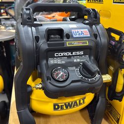 Dewalt flex advantage 2.5 gallon air compressor