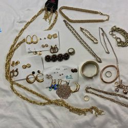 Miscellaneous jewelry lot (#16)