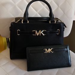 Micheal Kors  Small Bag And Wallet 