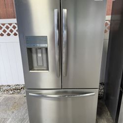 Frigidaire Gallery Refrigerator 36 X 69 Brand New One Receipt For 90 Days Warranty 