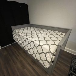 Daybed  With 3 Drawers - King Size Bed 