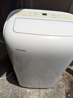 TOSHIBA  PORTABLE AIR CONDITIONER