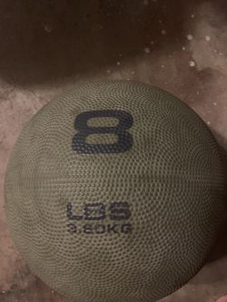 8lb Weighted medicine ball