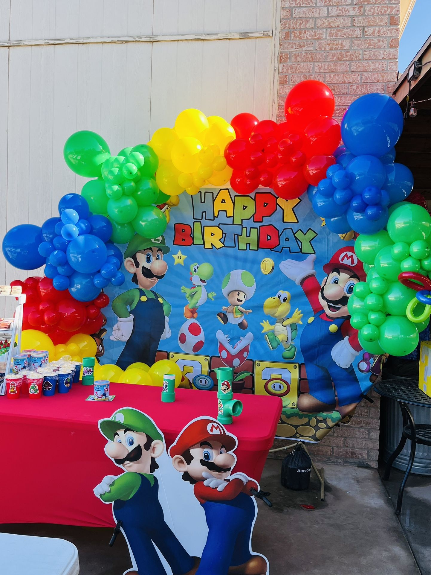 Super Mario Balloon Garland