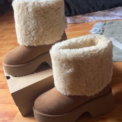 Brand New Ugg Boots 