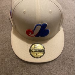 fitted hat