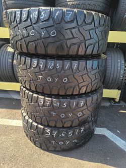 Toyo 37x12.50/17 used