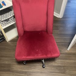 Velvet pink office chair
