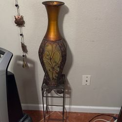 Vase And Table