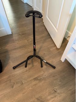 Guitar stand