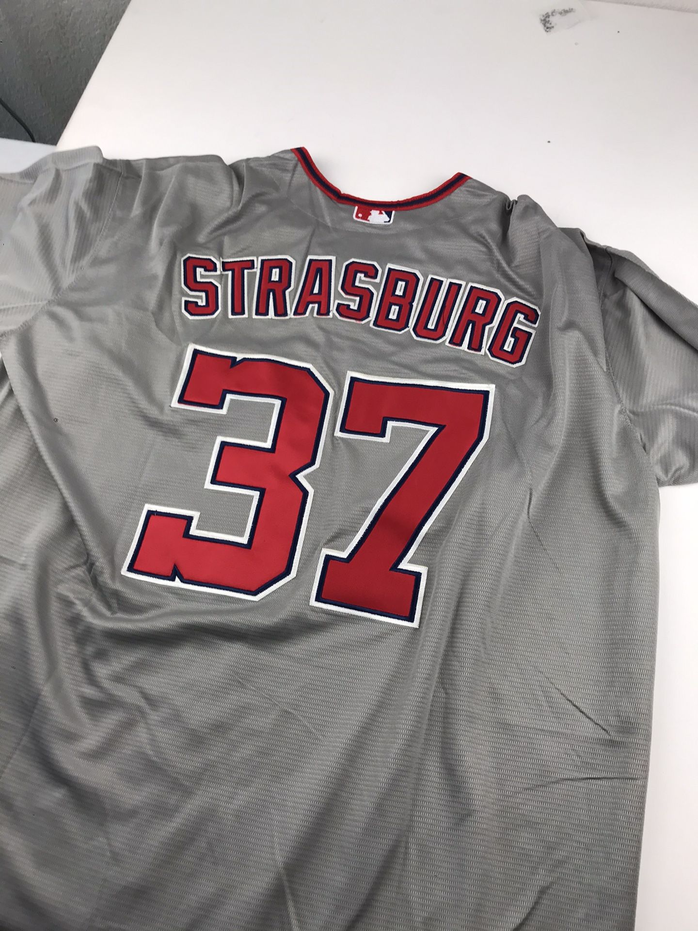 Washington nationals jersey XL and L