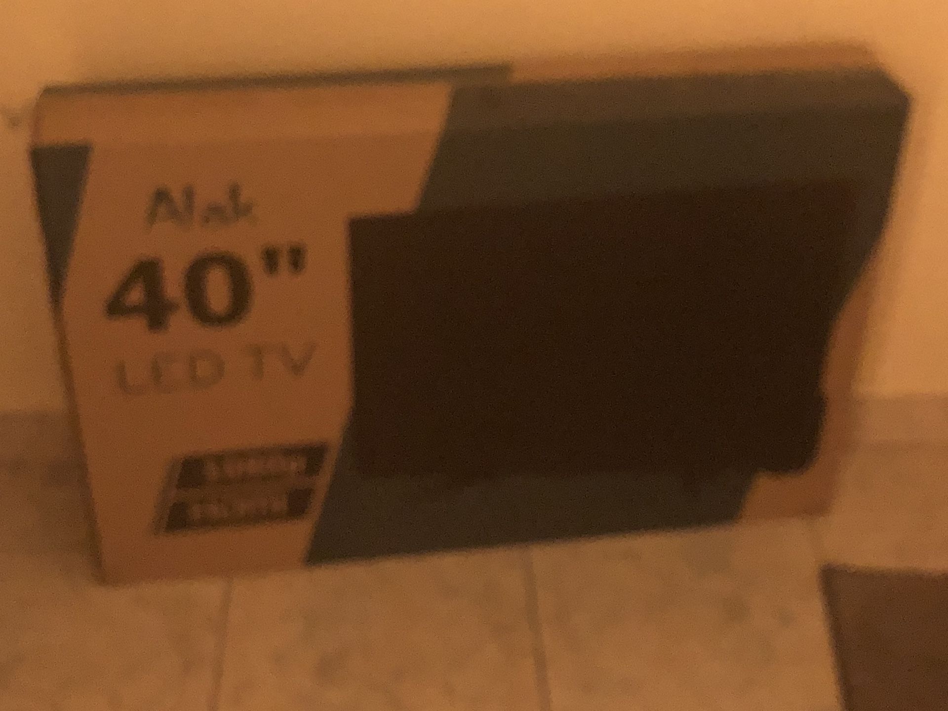 Brand new 40” tv