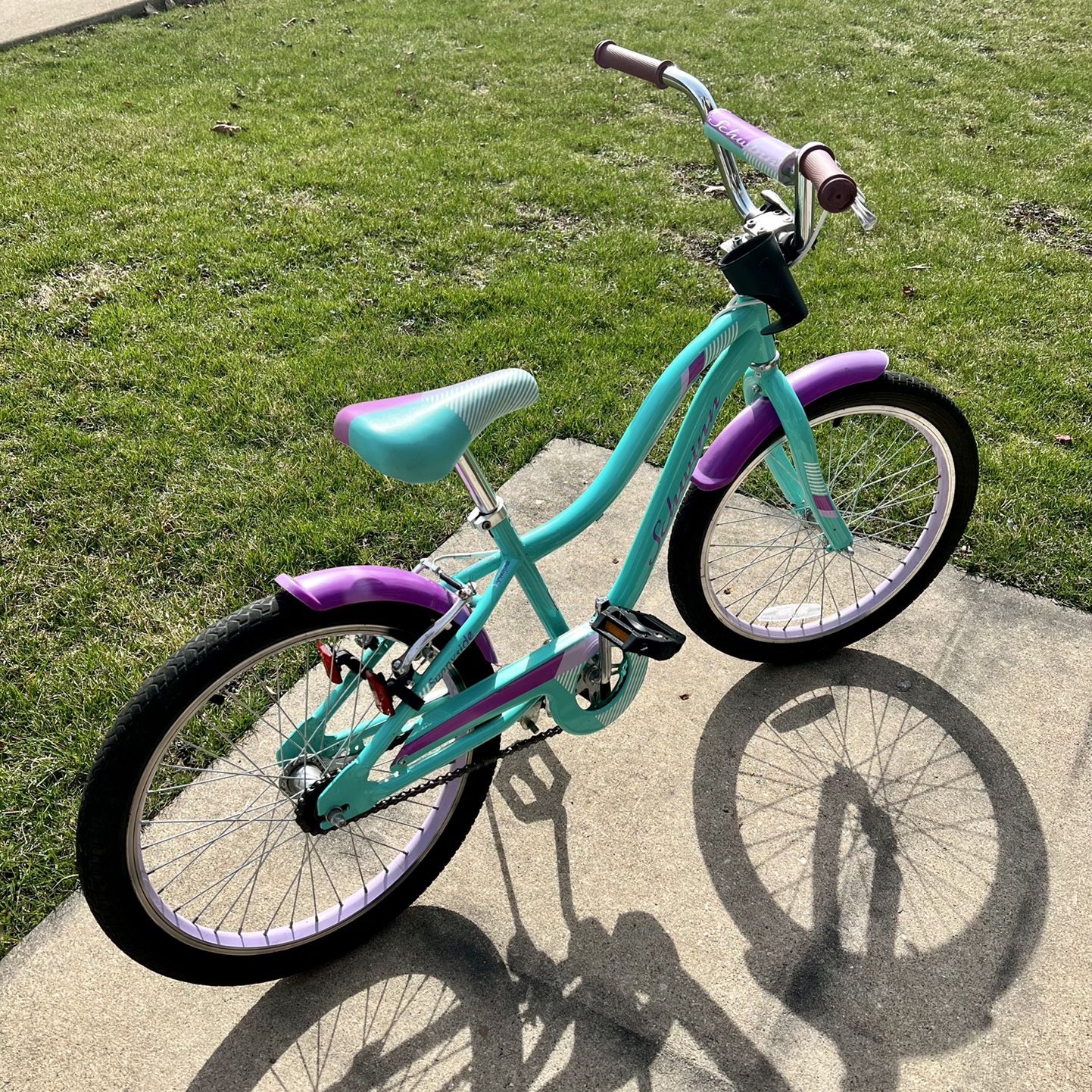 Schwinn Signature Girls firstaid Sunnyside Bike
