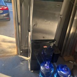 Whynter and magic chef , fridge and Feezer