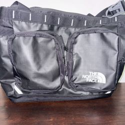 Women’s North face Purse 