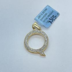 Diamond Pendant Letter Q Gold 10K  New  