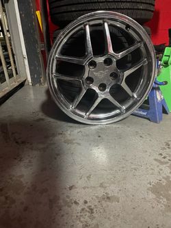 Corvette Chrome Alloy Wheel Rim