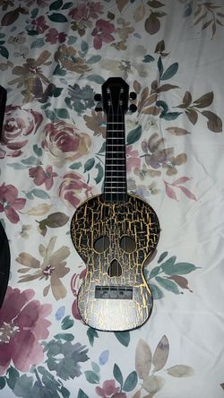 Mahalo Ukelele With Case