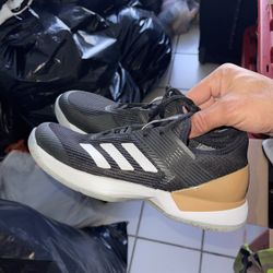 Women’s Adidas Running Shoes 5.5