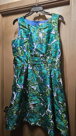 Woman's Dress - $20