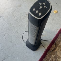 Hunter Deluxe Digital 30 in. Ceramic Electric Tower Heate