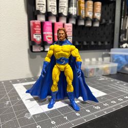 Sentry toy