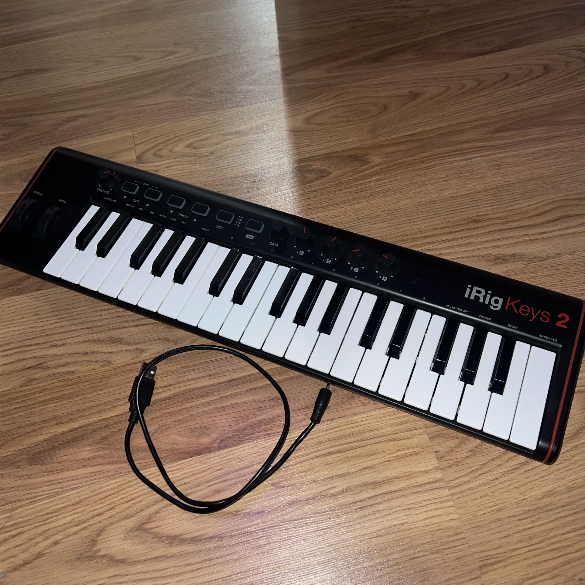IK Multimedia iRig Keys 2 37-Key Mini USB MIDI Keyboard
